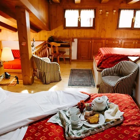 Cornelio Hotel 3*