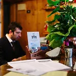 Hotel Cornelio 3*